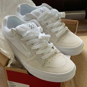 Vans Caldrone Skate Shoes Low Profile Sneakers All White Mesh & Suede Women’s 10